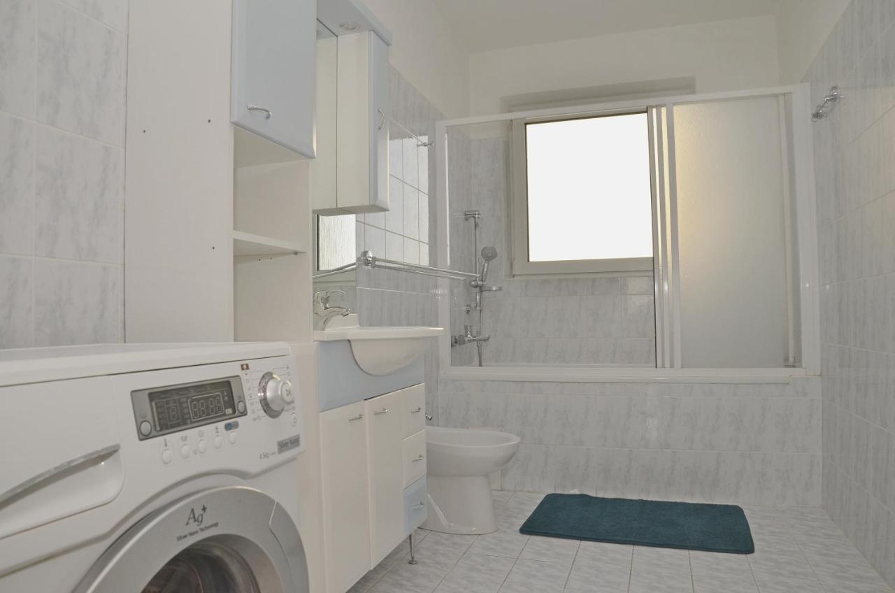 Apartmany Zlatovska Trencin Exterior foto